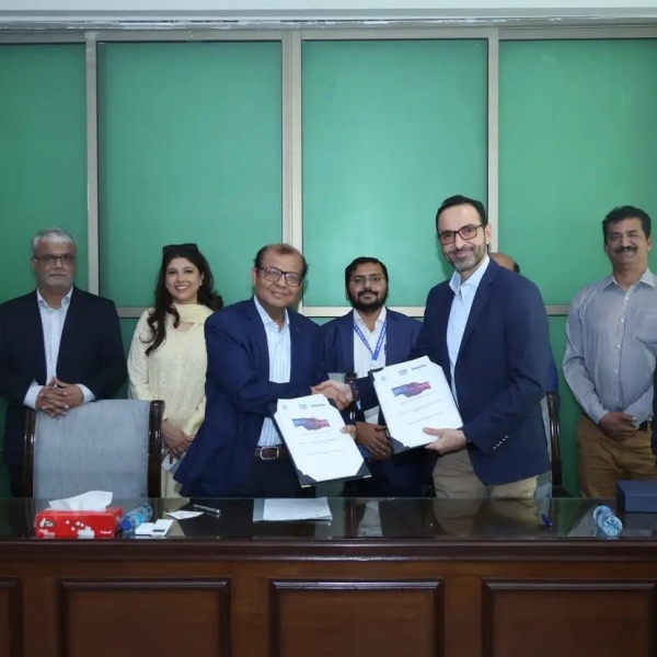 (MoU) with Komatsu Pakistan Mining